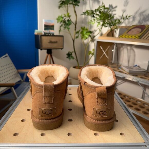 UGG Classic Ultra Mini Boots chestnut - Picture 6 of 6